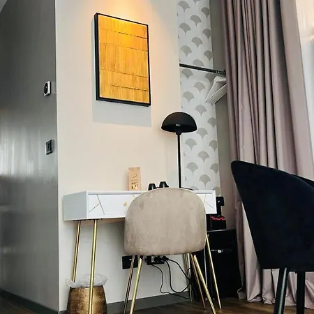 Palazzo Gatto Bianco * 巴里