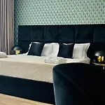 מלון Palazzo Gatto Bianco *