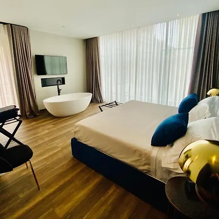 Palazzo Gatto Bianco Hotel *